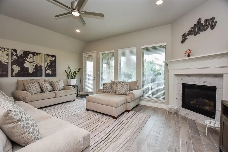 9331 Stablewood Lakes Lane, Tomball, TX 77375 - Image #2