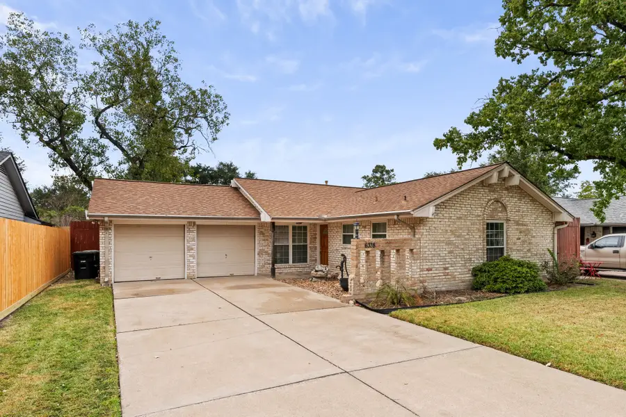 6338 Maple Hill Drive, Houston, TX 77088 - Image #2