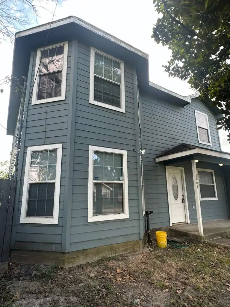8404 Leander Street, Houston, TX 77012 - Image #1