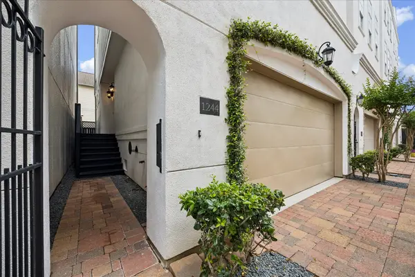 1244 W 23rd Street, Houston, TX 77008