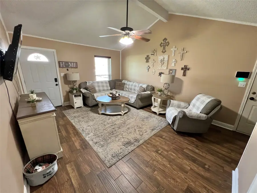 5211 3rd Street, Danbury, TX 77534 - Image #3