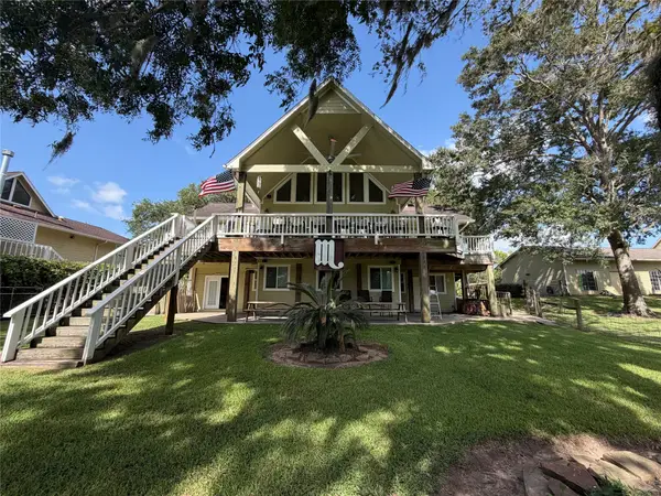 1617 County Road 244a, Brazoria, TX 77422