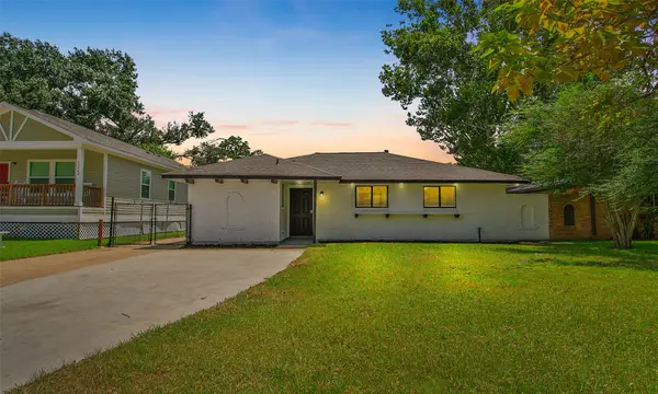 11058 Vailview Drive, Houston, TX 77016