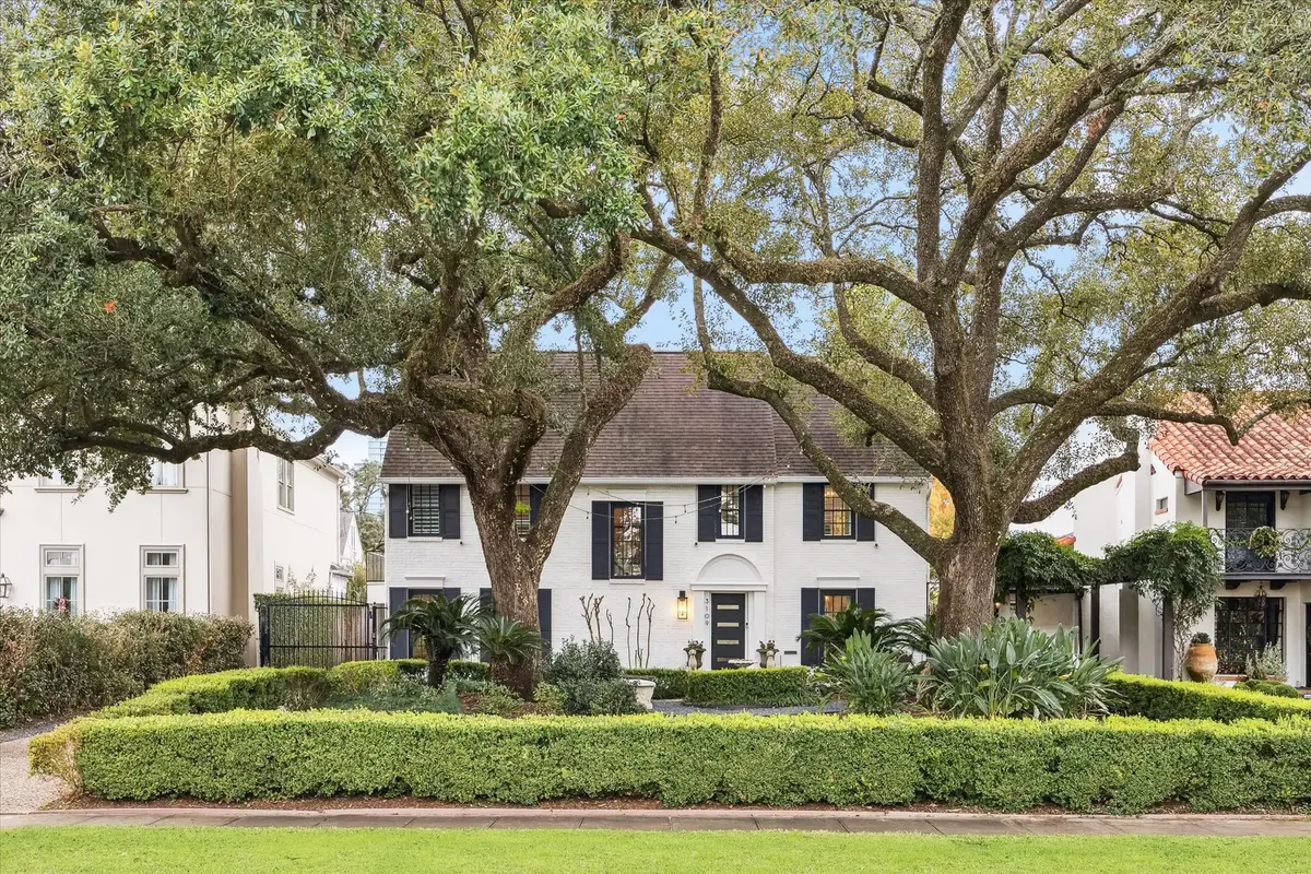 3109 Avalon Place, Houston, TX 77019 - Image #1