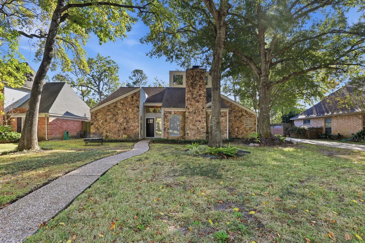 12107 Moorcreek Drive, Houston, TX 77070 - Image #1