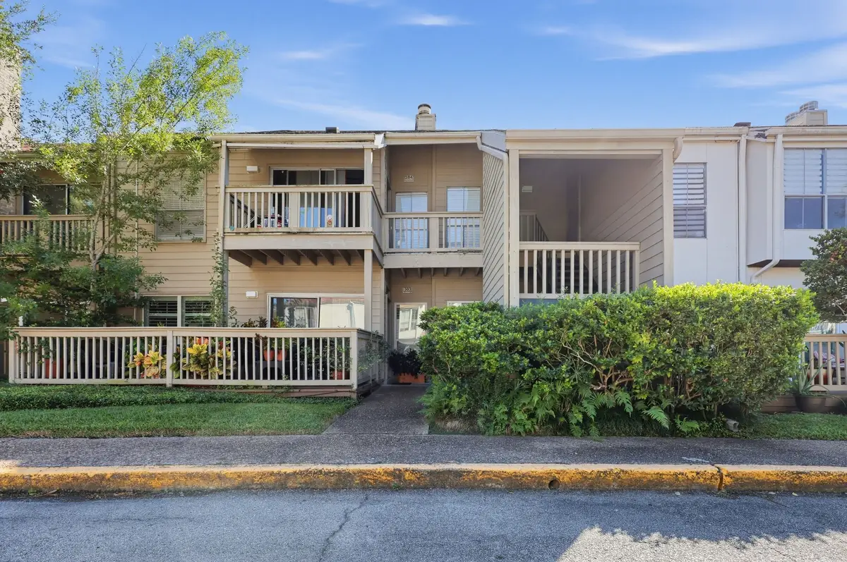 2100 Tanglewilde Street #384, Houston, TX 77063 - #1