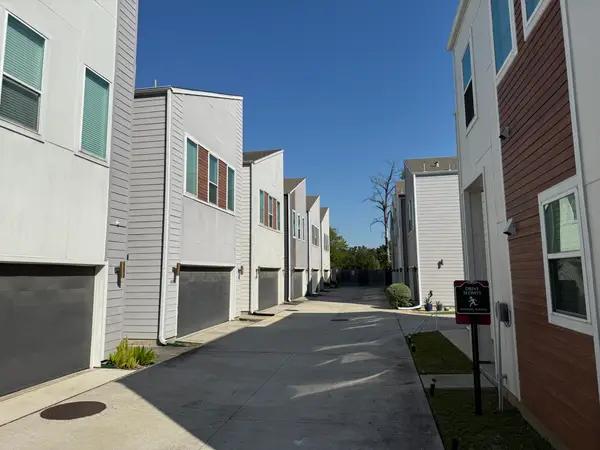 602 Janisch Road, Houston, TX 77018