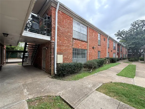 9201 Clarewood Drive #72, Houston, TX 77036