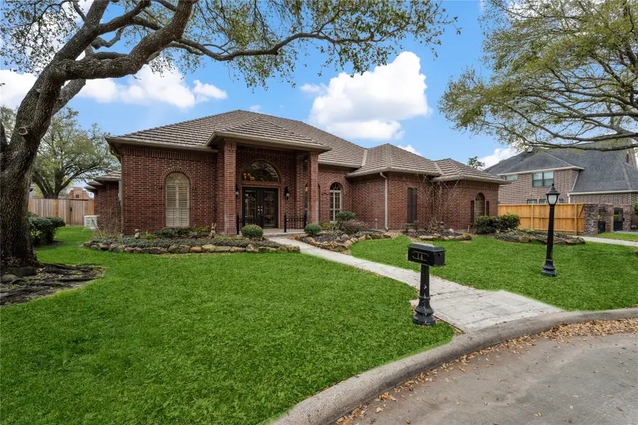14 Champions Bend Circle, Houston, TX 77069 - Image #2