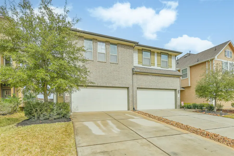 327 Biltmore Loop, Montgomery, TX 77316 - Image #2