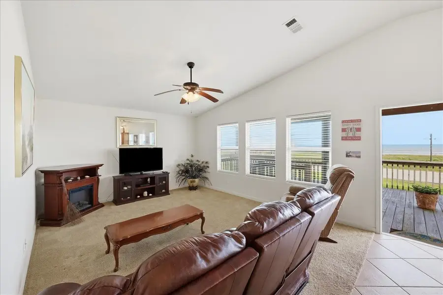 1008 Rollover Circle, Gilchrist, TX 77617 - #3