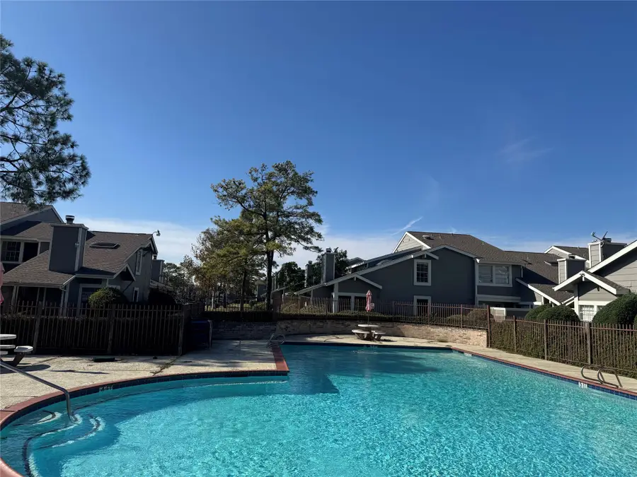 12111 Lemon Ridge Lane #121, Houston, TX 77035 - Image #3