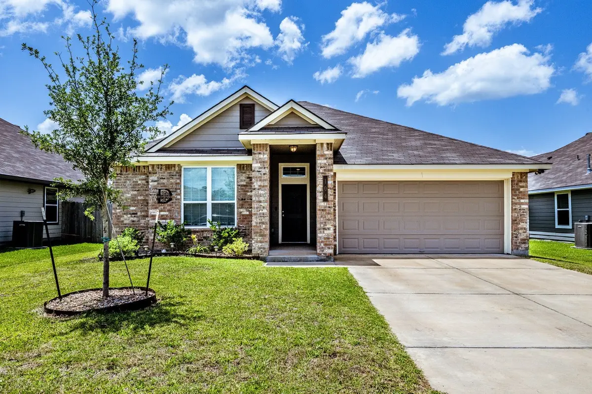 104 Laurel Oak Drive, Huntsville, TX 77320 - Image #1