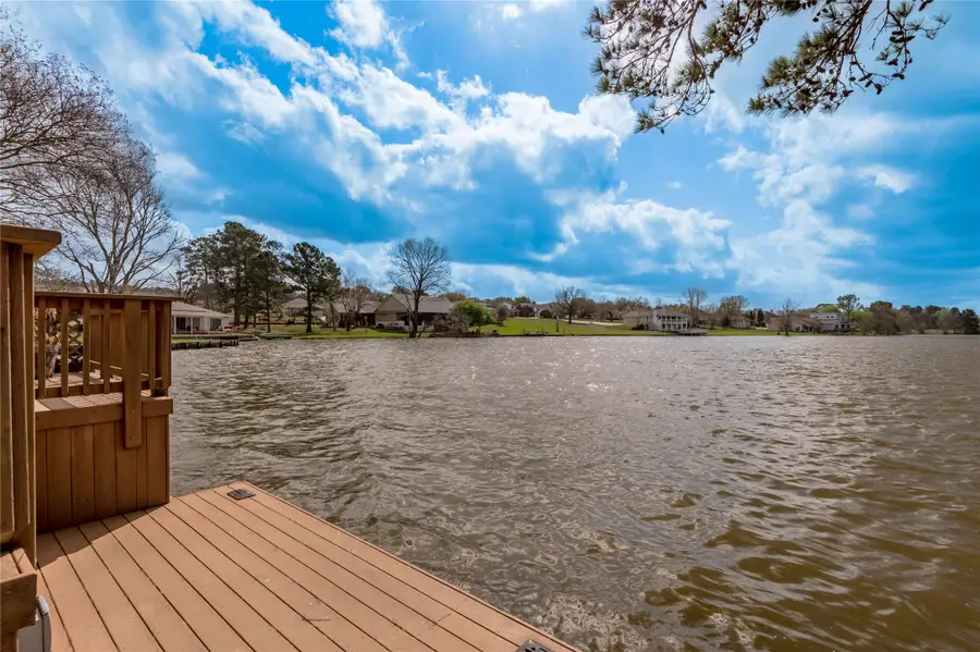 208 Waters, Huntsville, TX 77340 - #2