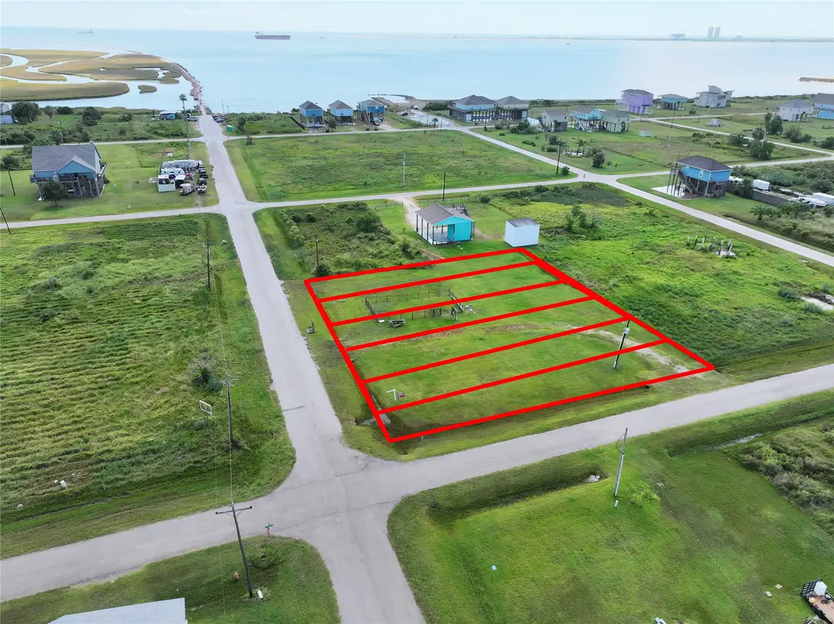 915 17th Street, Port Bolivar, TX 77650 - Image #1