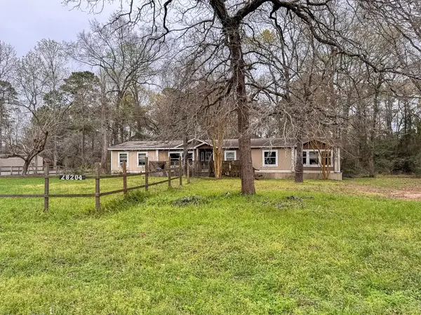 28204 Hickory Hill Drive, Hockley, TX 77447