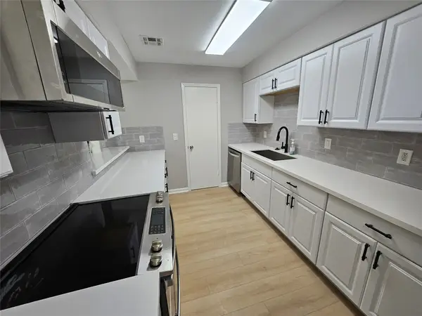 4138 Belle Park Drive #4138, Houston, TX 77072