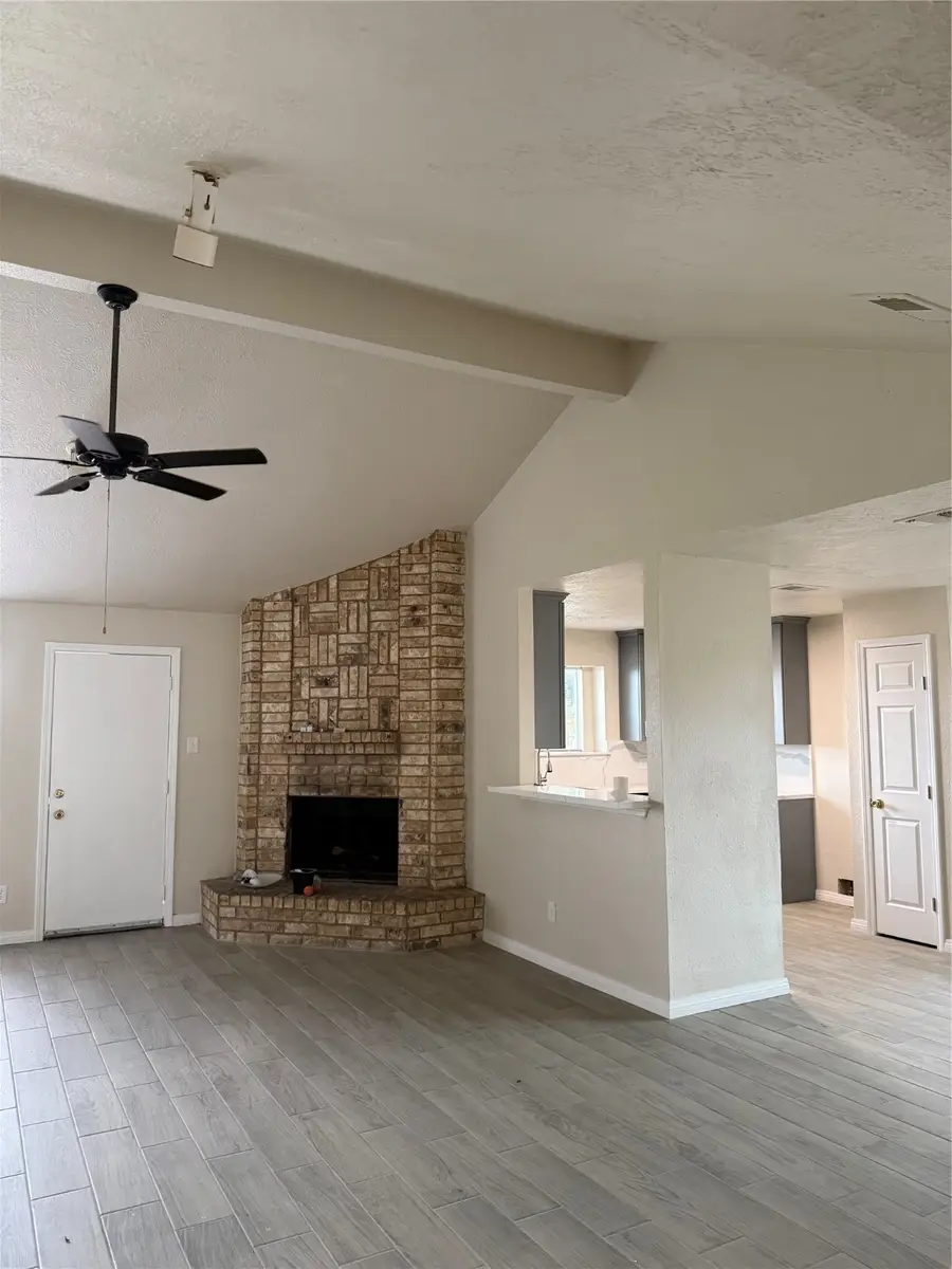 14207 Timberhaven Drive, Houston, TX 77066 - Image #3