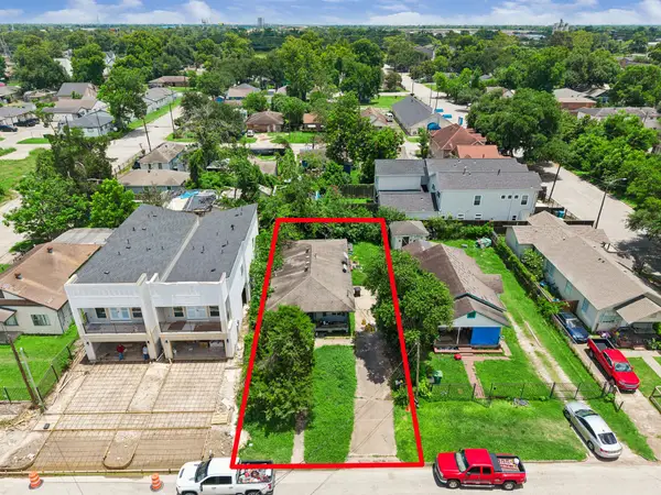 5208 Gano Street, Houston, TX 77009