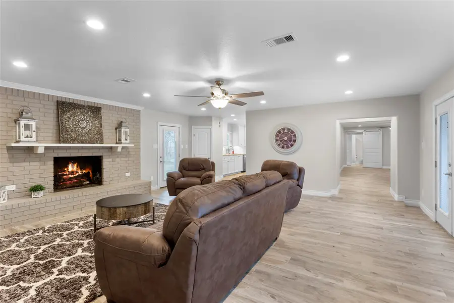 13800 6th Street, Santa Fe, TX 77517 - Image #2