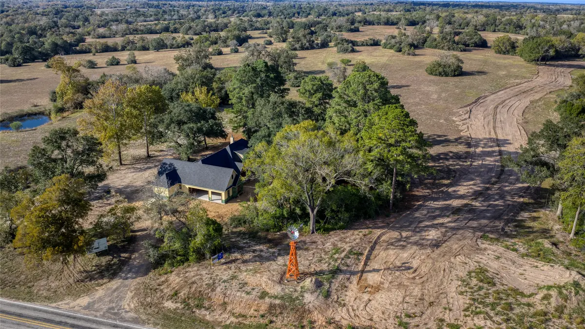 2 Windmill Ridge, Brenham, TX 77833 - Image #1