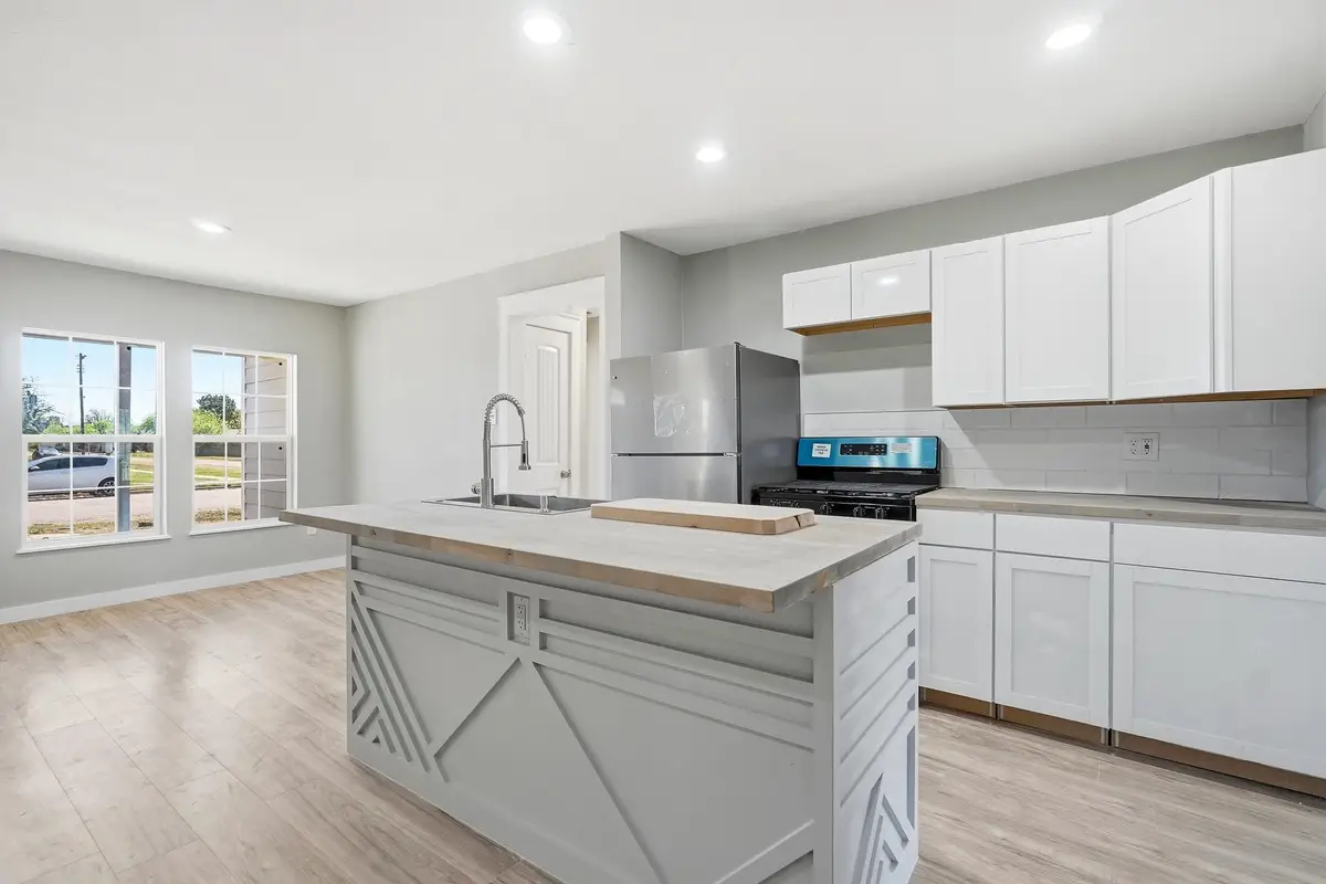 212 NW Avenue I, Hamlin, TX 79520 - #1