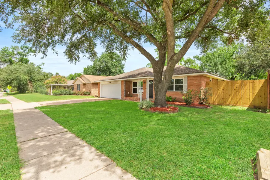 9614 Hammerly Boulevard, Houston, TX 77080 - Image #3