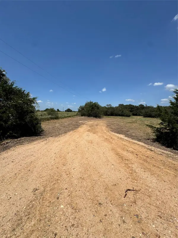 4565 Kubenka, Schulenburg, TX 78956