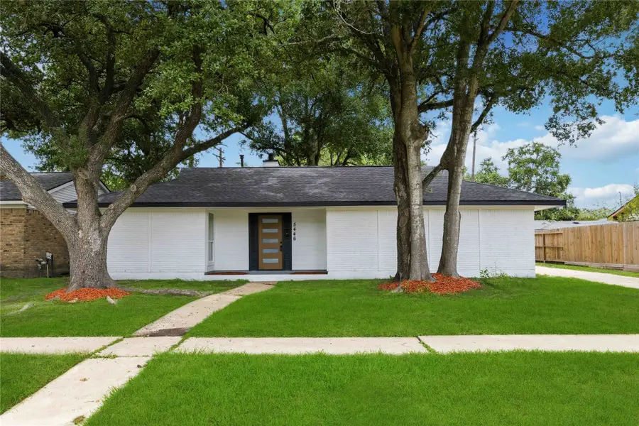 5446 Loch Lomond Drive, Houston, TX 77096 - #3