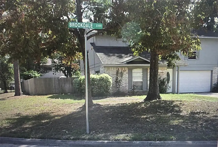3322 Brookdale Drive, Kingwood, TX 77339 - Image #2