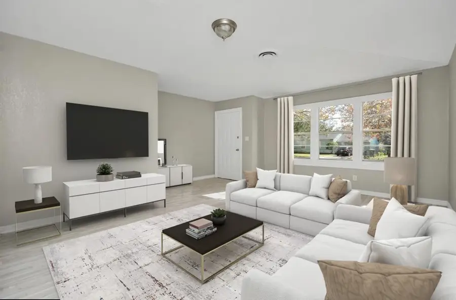 602 Bluebonnet Drive, La Marque, TX 77568 - Image #3