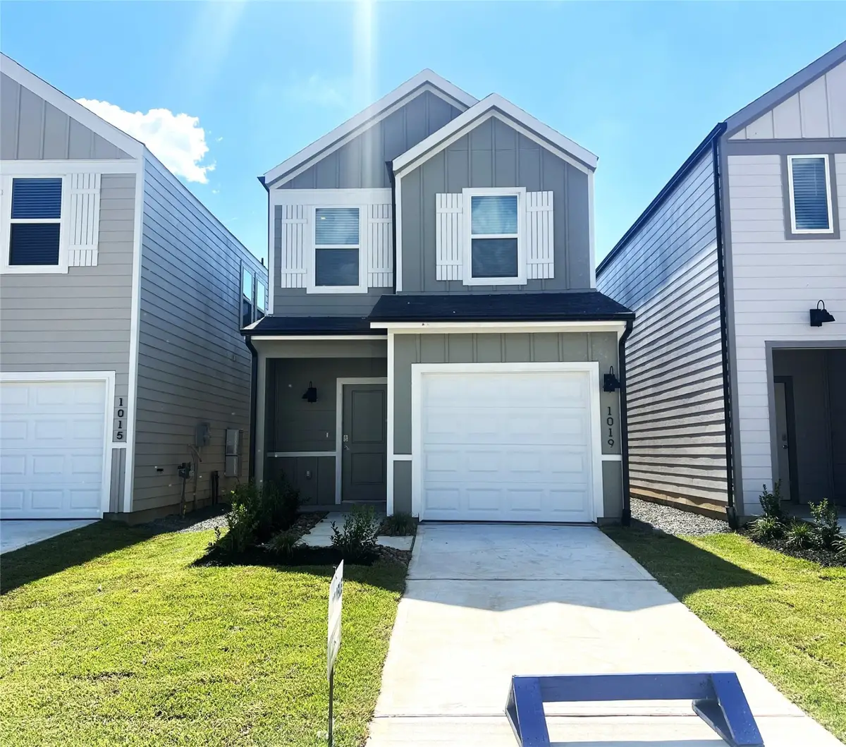 1019 Moon Drop Lane, Houston, TX 77090 - Image #1