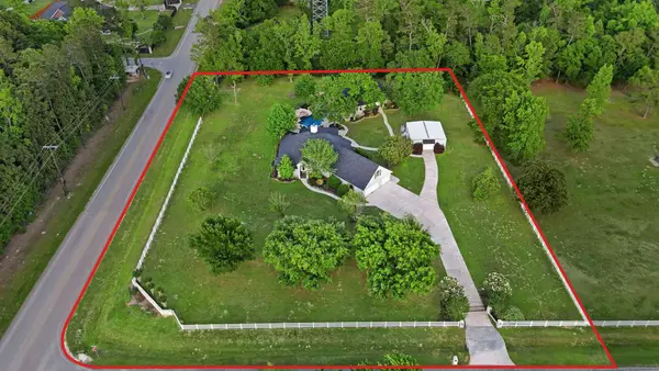 8001 Hills Parkway, Montgomery, TX 77316