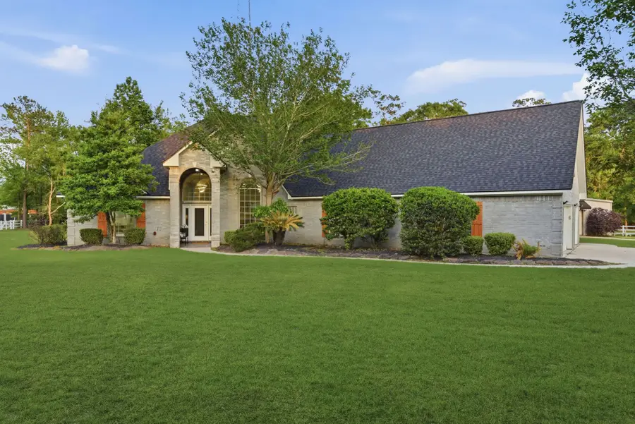 8001 Hills Parkway, Montgomery, TX 77316 - #2