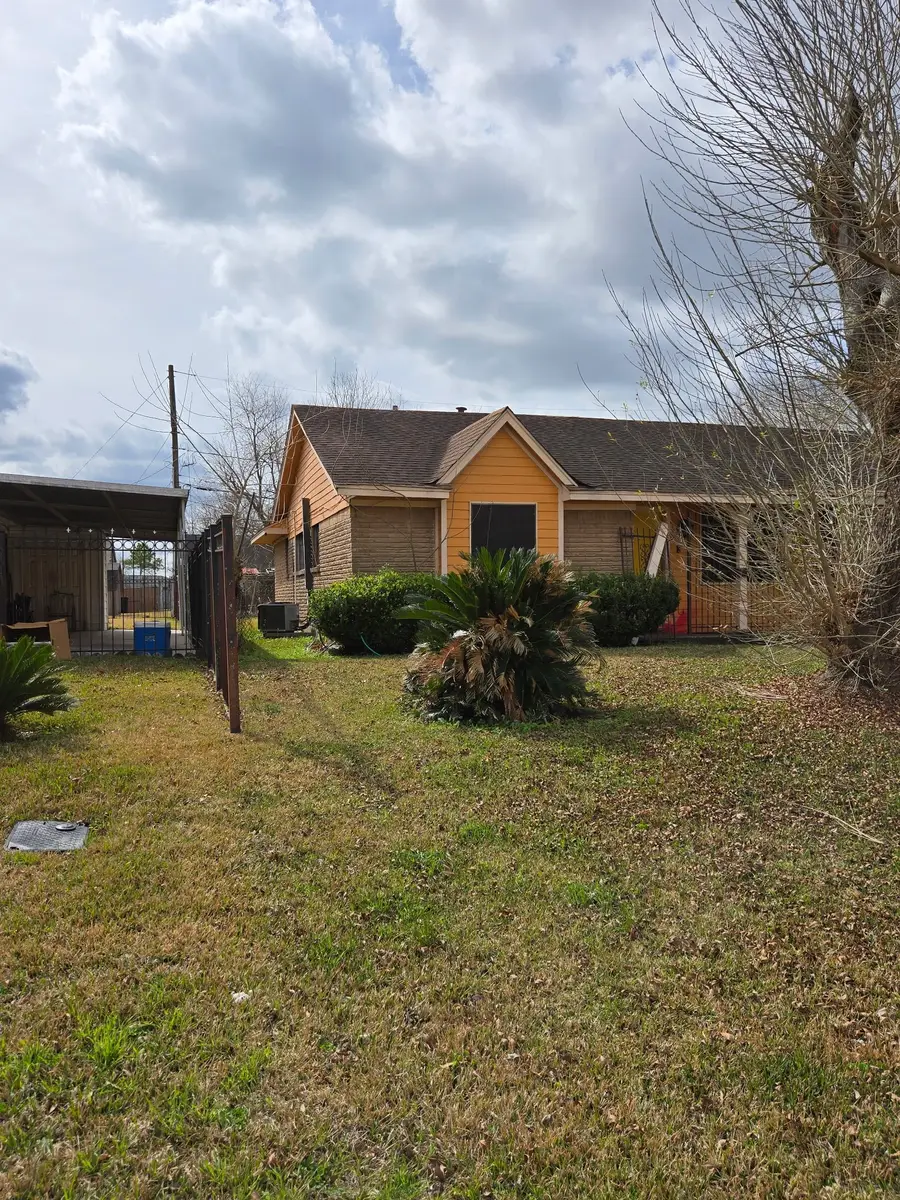 3110 Brisbane Street, Houston, TX 77051 - #2