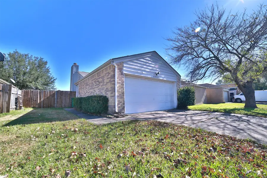 6855 Caddo Lake Lane, Houston, TX 77083 - Image #3