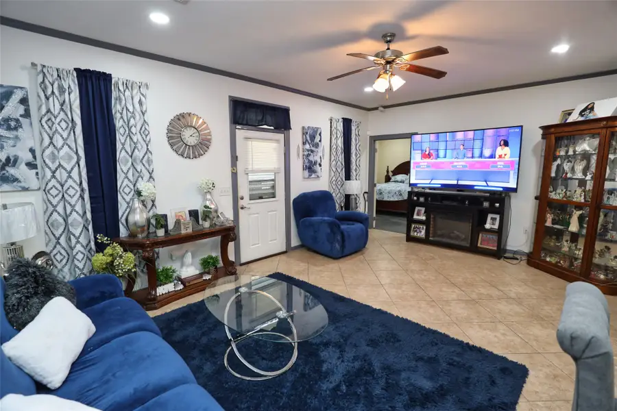 4316 Ball, Galveston, TX 77550 - Image #3