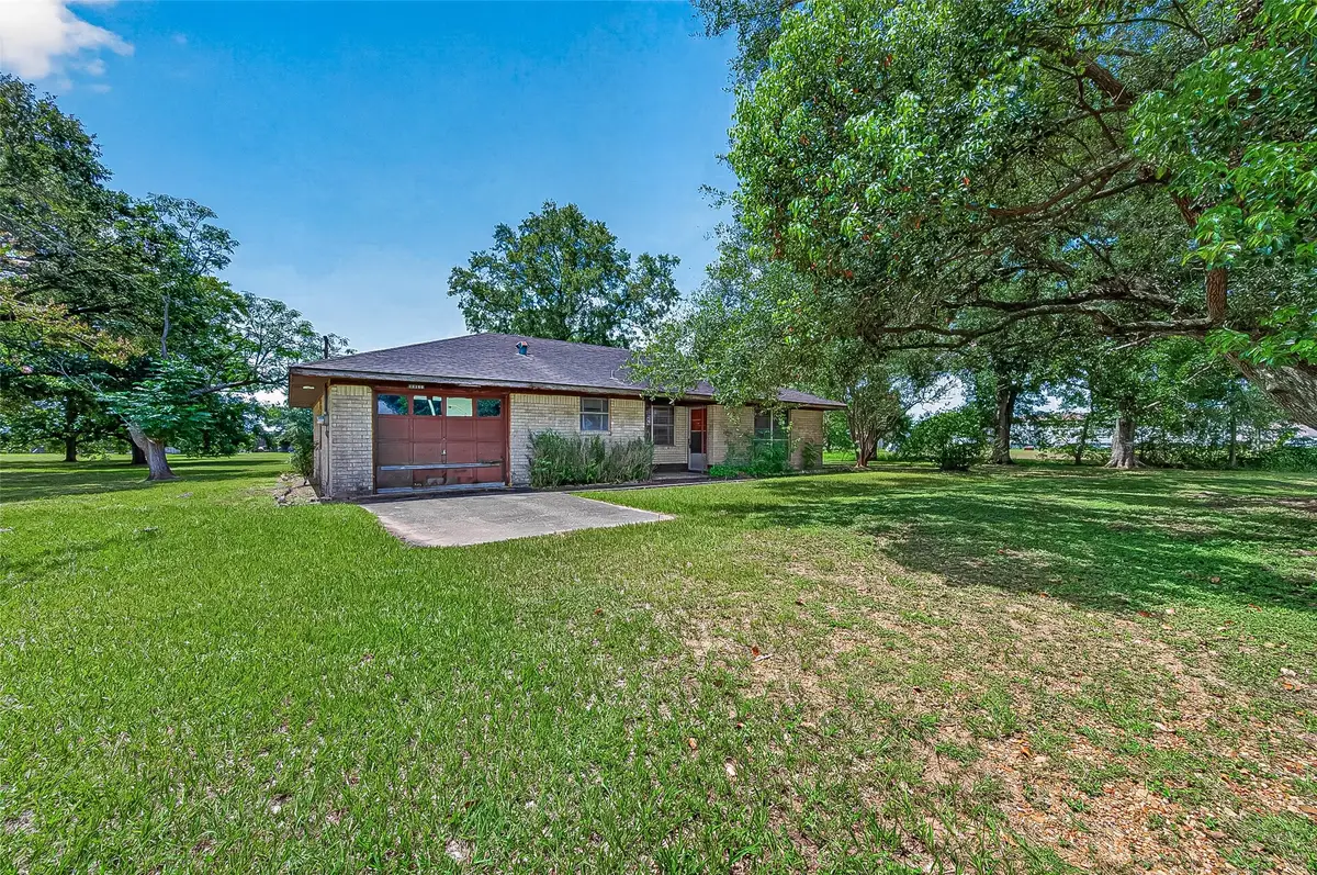 11109 Needville Fairchilds Road, Needville, TX 77461 - #1