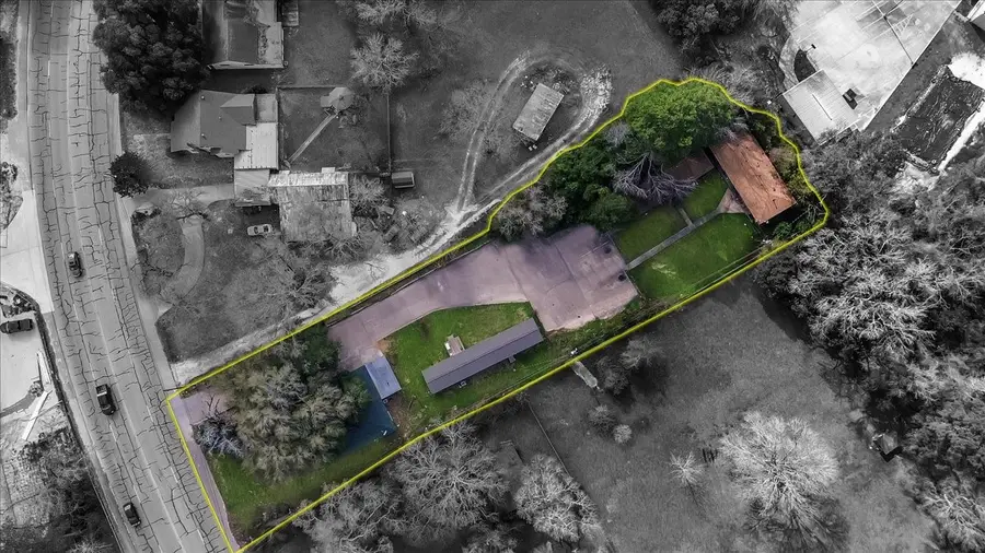 3102 Montgomery Road, Huntsville, TX 77340 - #2