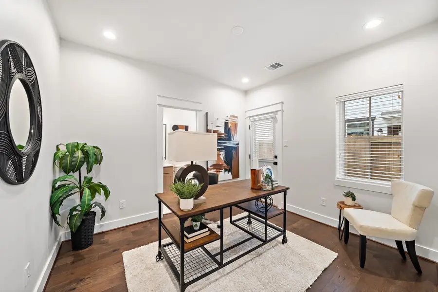 5418 Wheatley Street #E, Houston, TX 77091 - #2