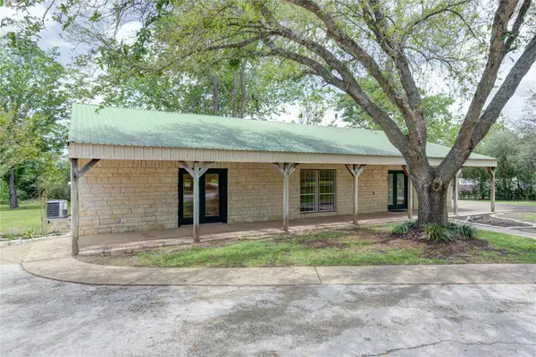 3314 Meier Road S, Sealy, TX 77474