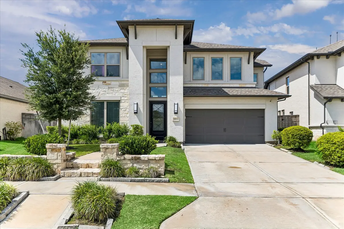 9511 Shaded Tree Drive, Missouri City, TX 77459 - #1
