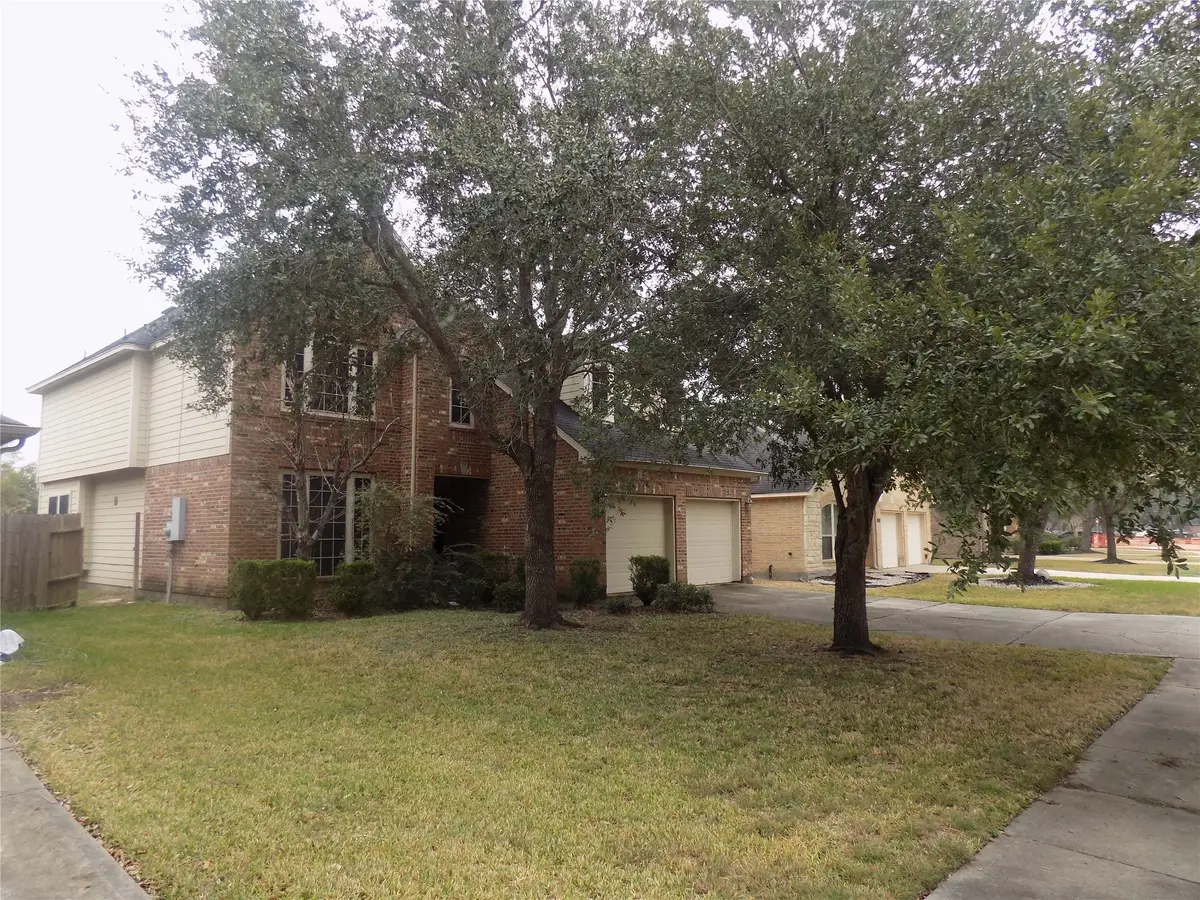 4522 Long Creek Drive, Fresno, TX 77545 - Image #1
