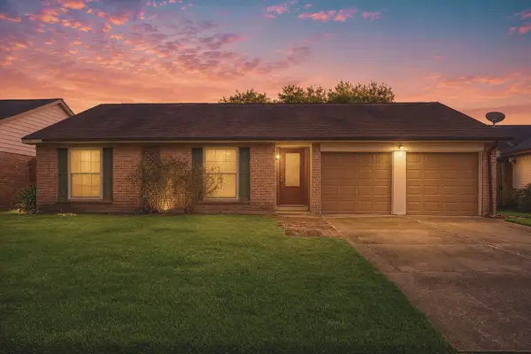 5415 Timpani Drive, Friendswood, TX 77546