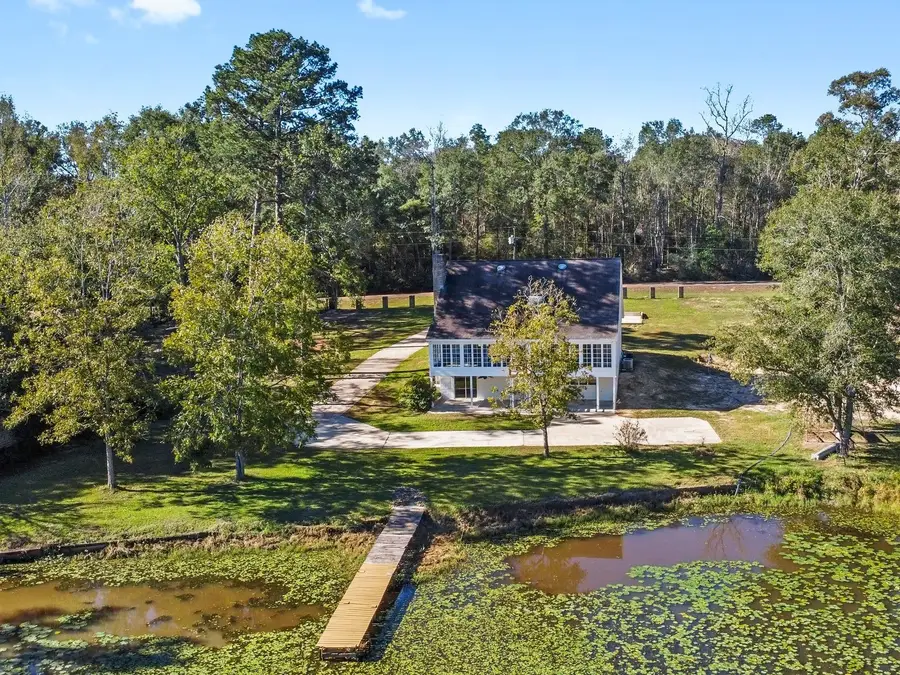 10482 Lake Shore Drive, Conroe, TX 77303 - Image #3