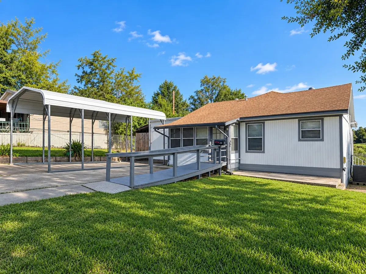 210 Magnolia St Cove, Onalaska, TX 77360 - #1