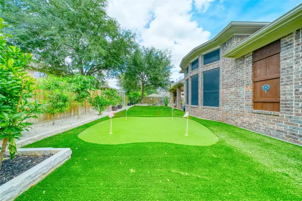 418 Somerset Drive, Sugar Land, TX 77479
