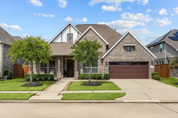 10523 Winding Arbor Court, Cypress, TX 77433