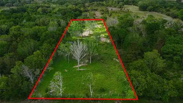 7600 Hacker Road, Hitchcock, TX 77563