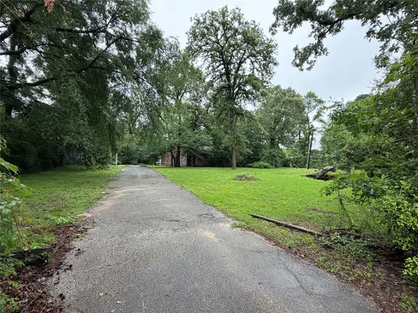 15212 Cedar Circle, Conroe, TX 77302